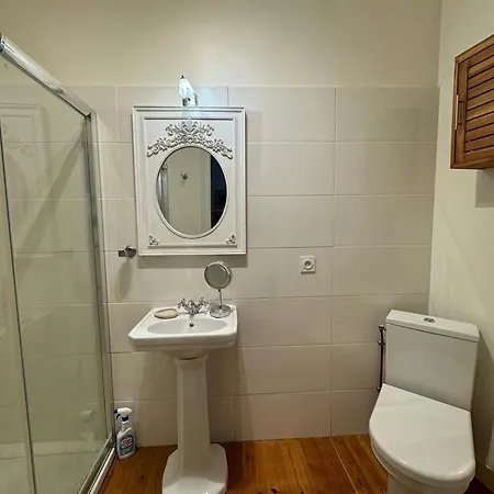 Maison De Proche Du Port Au Coeur Du Carre Des Arts De *